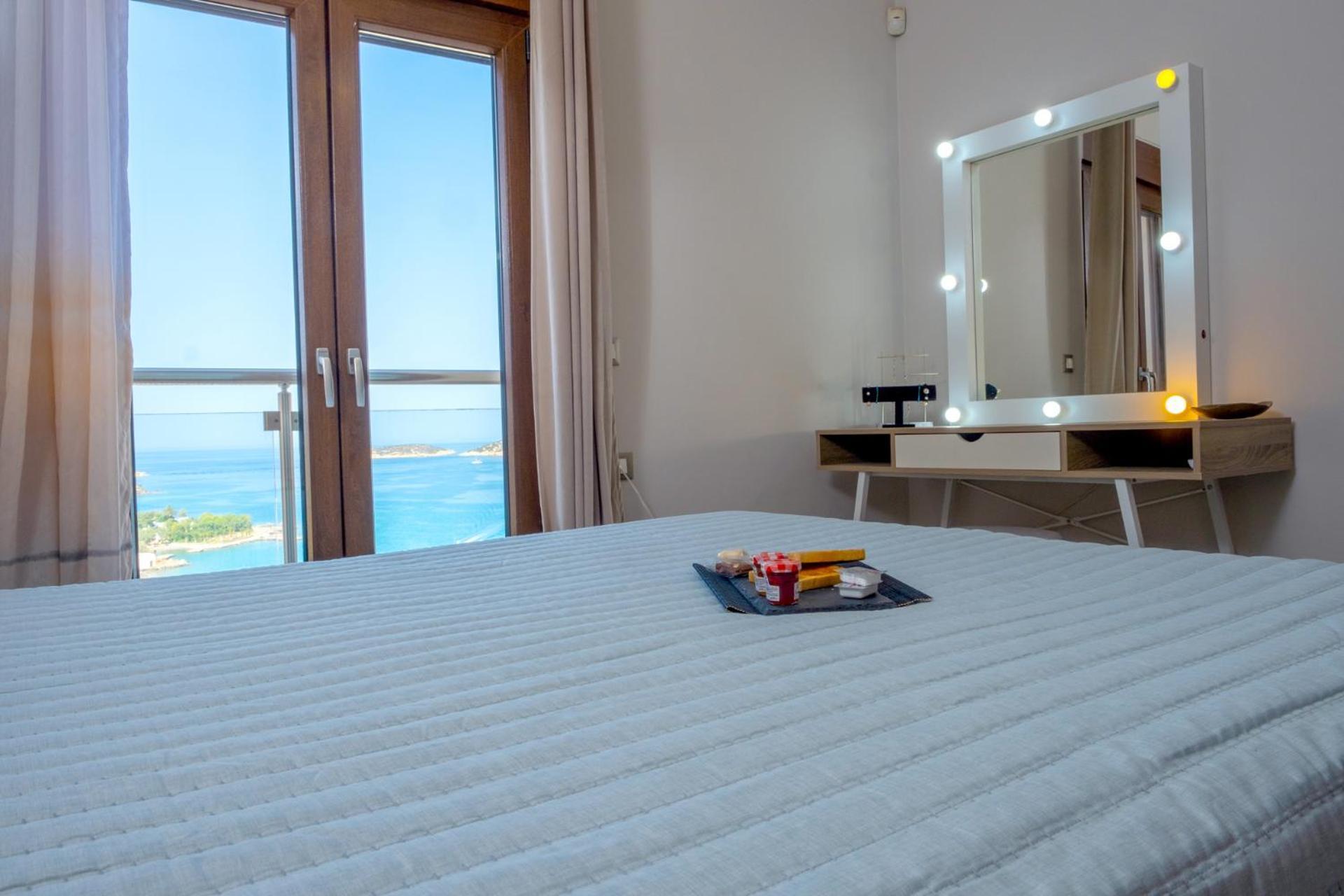 Thea Panoramic Sea View Apartment อายิโอสนิโกลาโอส ภายนอก รูปภาพ